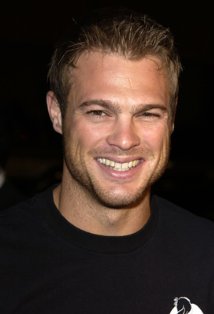 George Stults plays Kevin Kinkirk on 7th Heaven