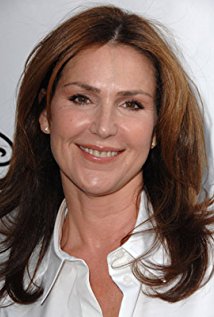 Peri Gilpin plays Roz Doyle on Frasier