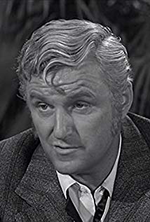 George N. Neise plays 2 episodes, 1966-1967
                         on Gilligans Island