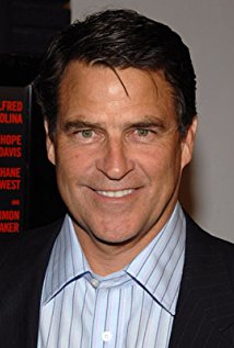 Ted McGinley plays Gordon on Sports Night